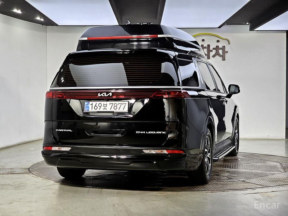  Kia Canival