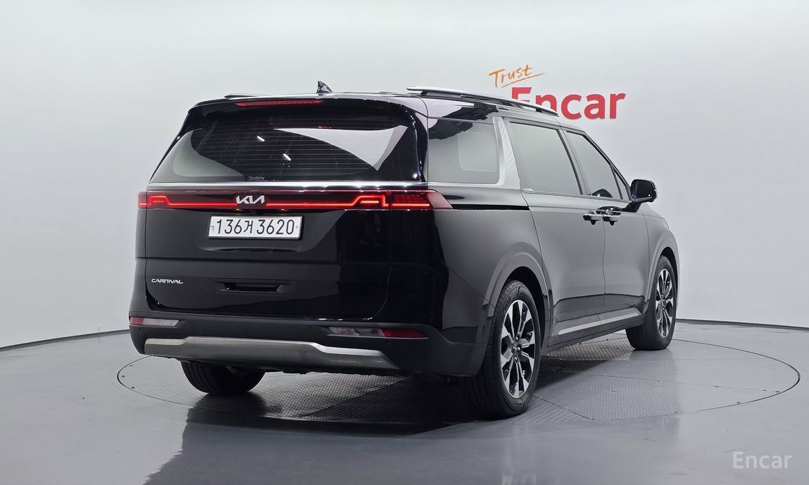 Kia Canival
