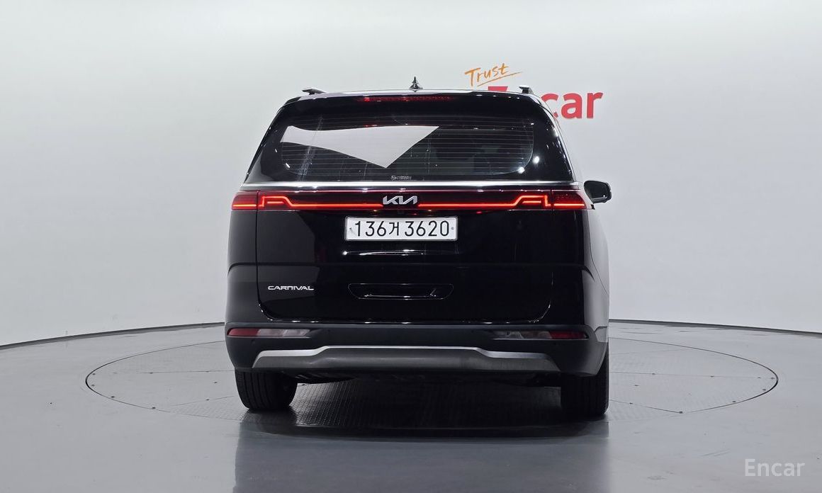  Kia Canival