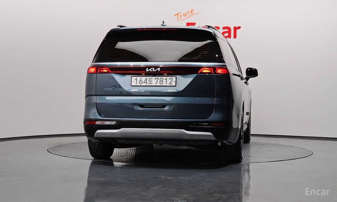  Kia Canival