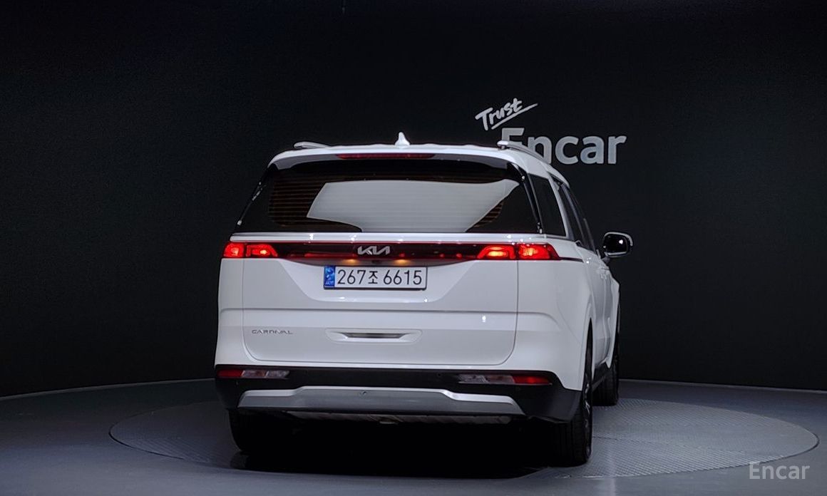  Kia Canival