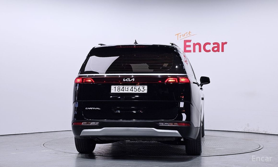  Kia Canival