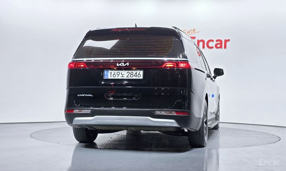  Kia Canival