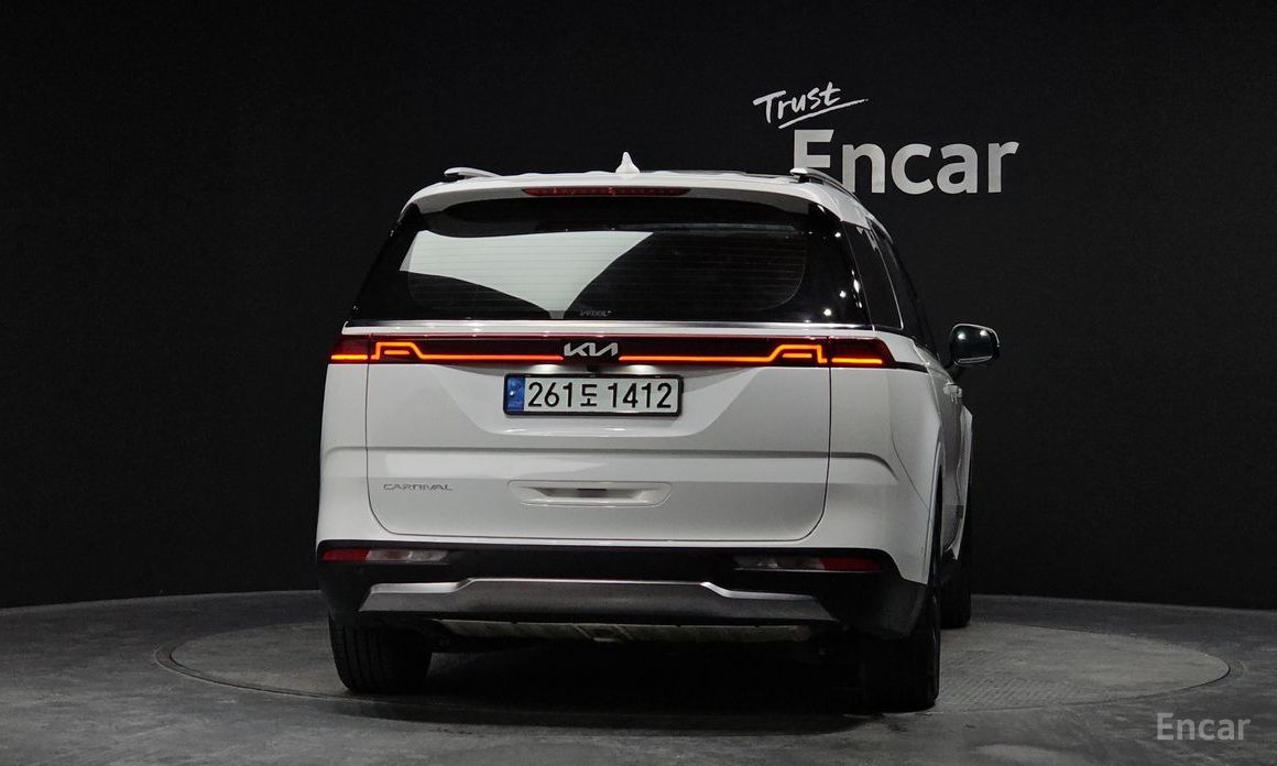  Kia Canival