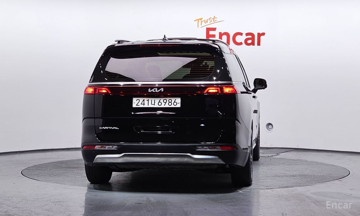  Kia Canival