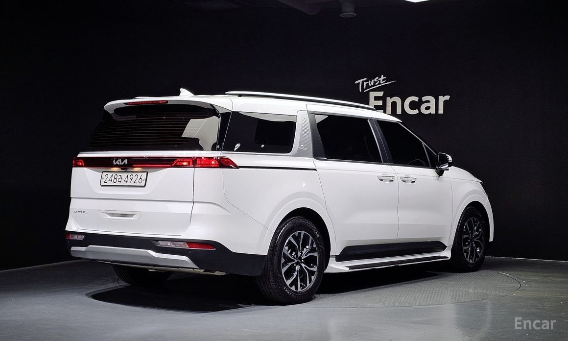  Kia Canival