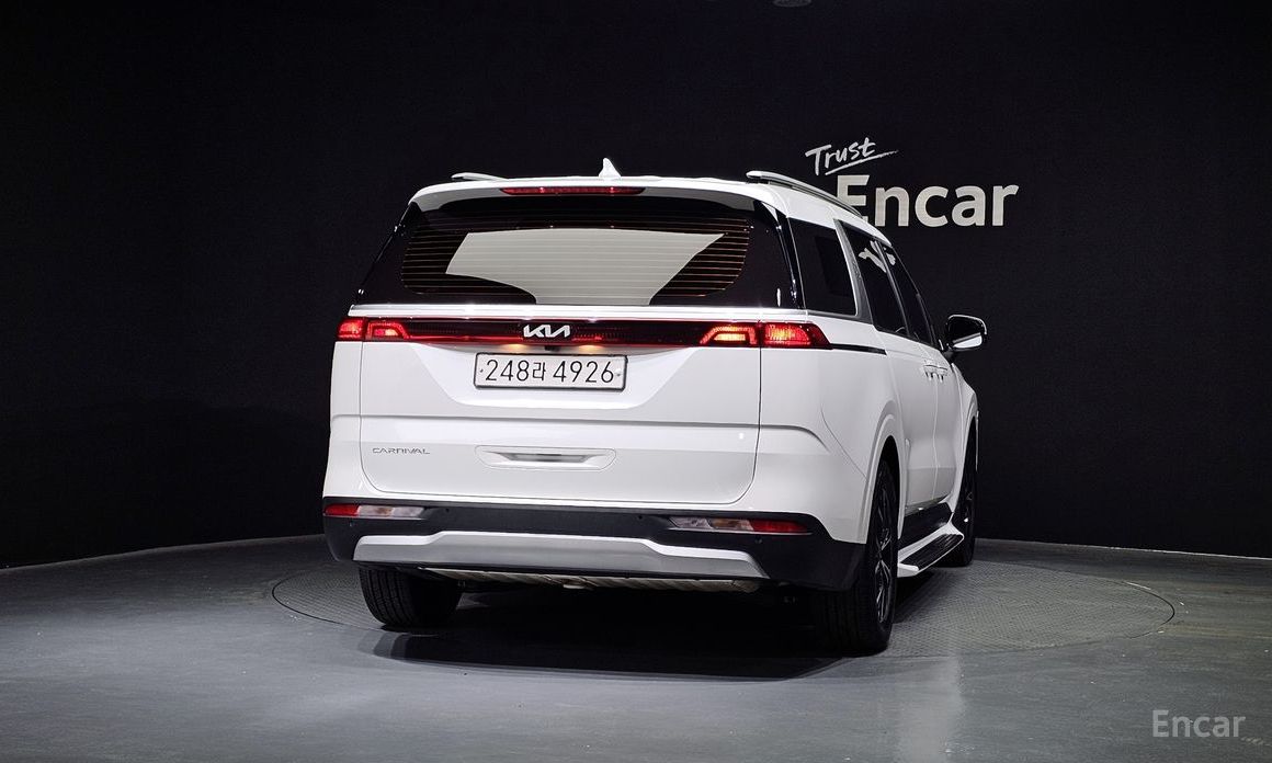  Kia Canival