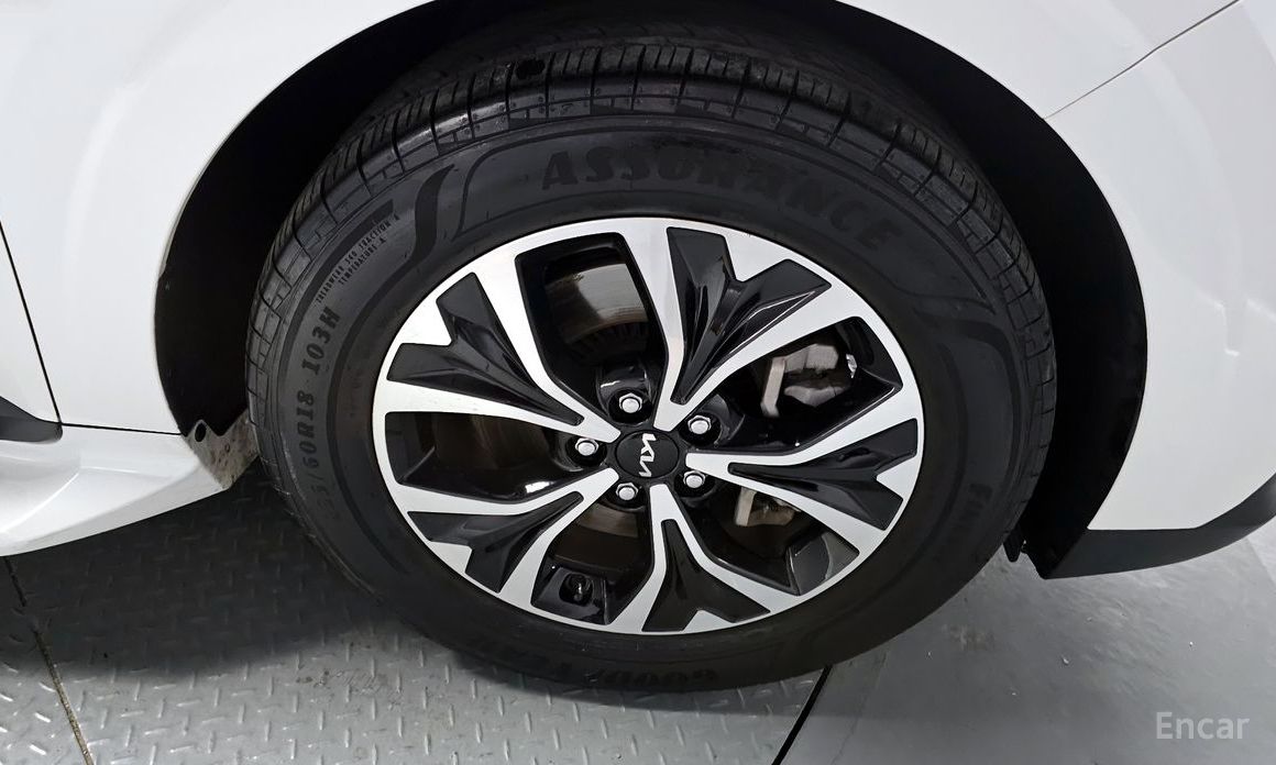  Kia Canival