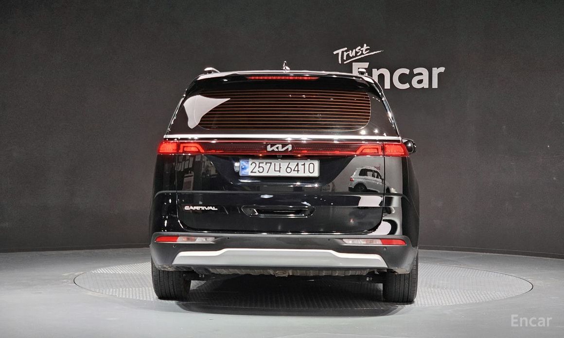  Kia Canival