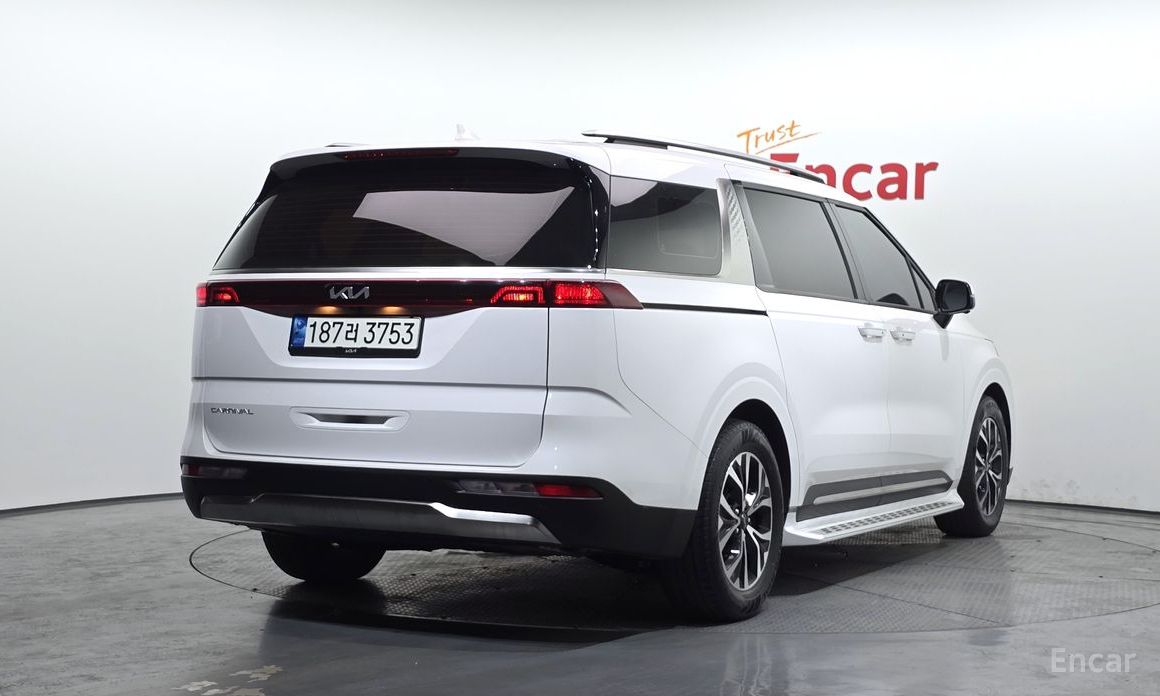 Kia Canival