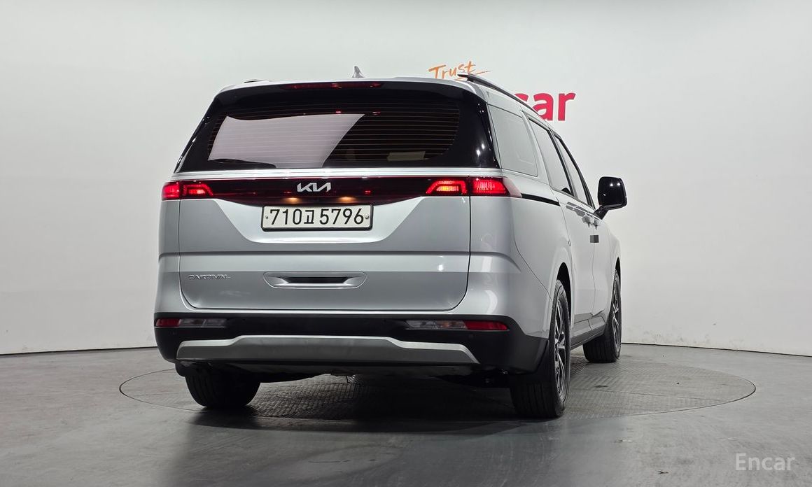  Kia Canival