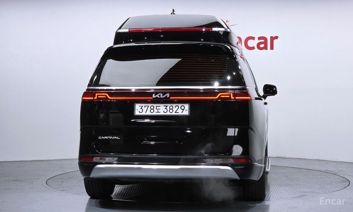  Kia Canival