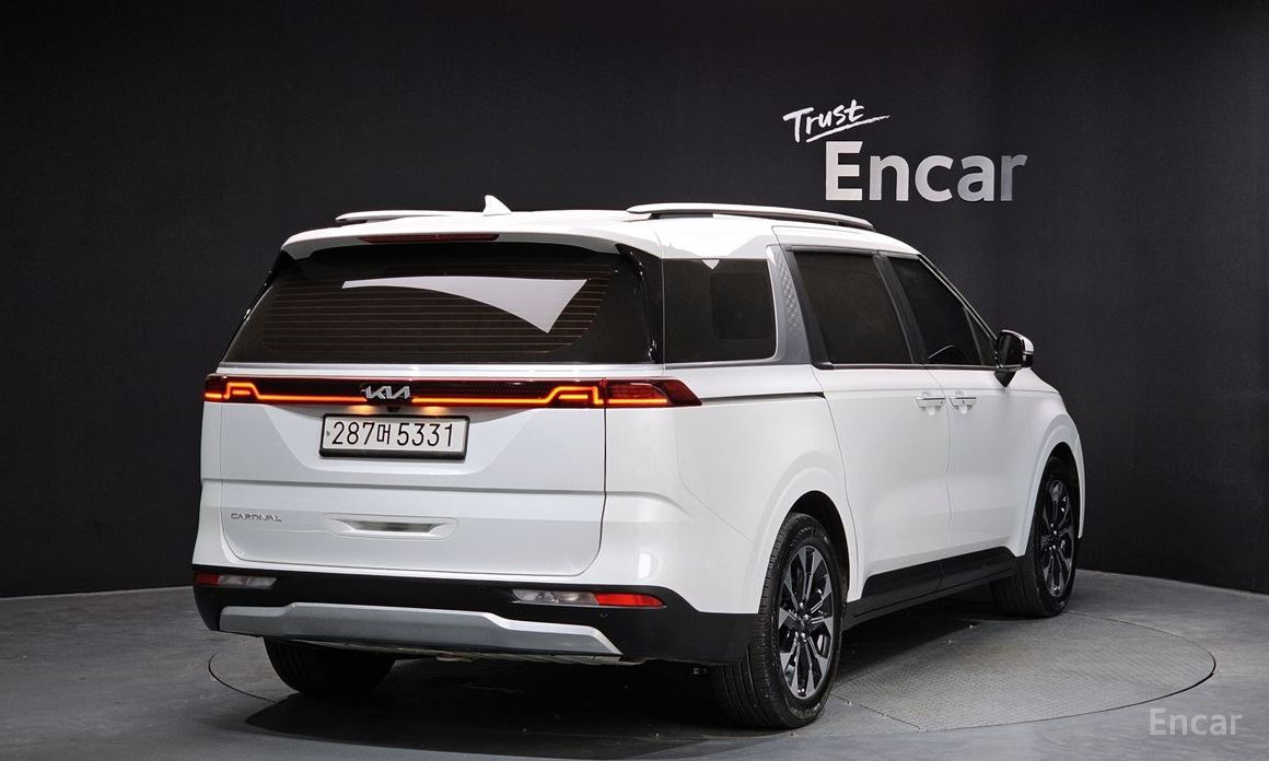  Kia Canival
