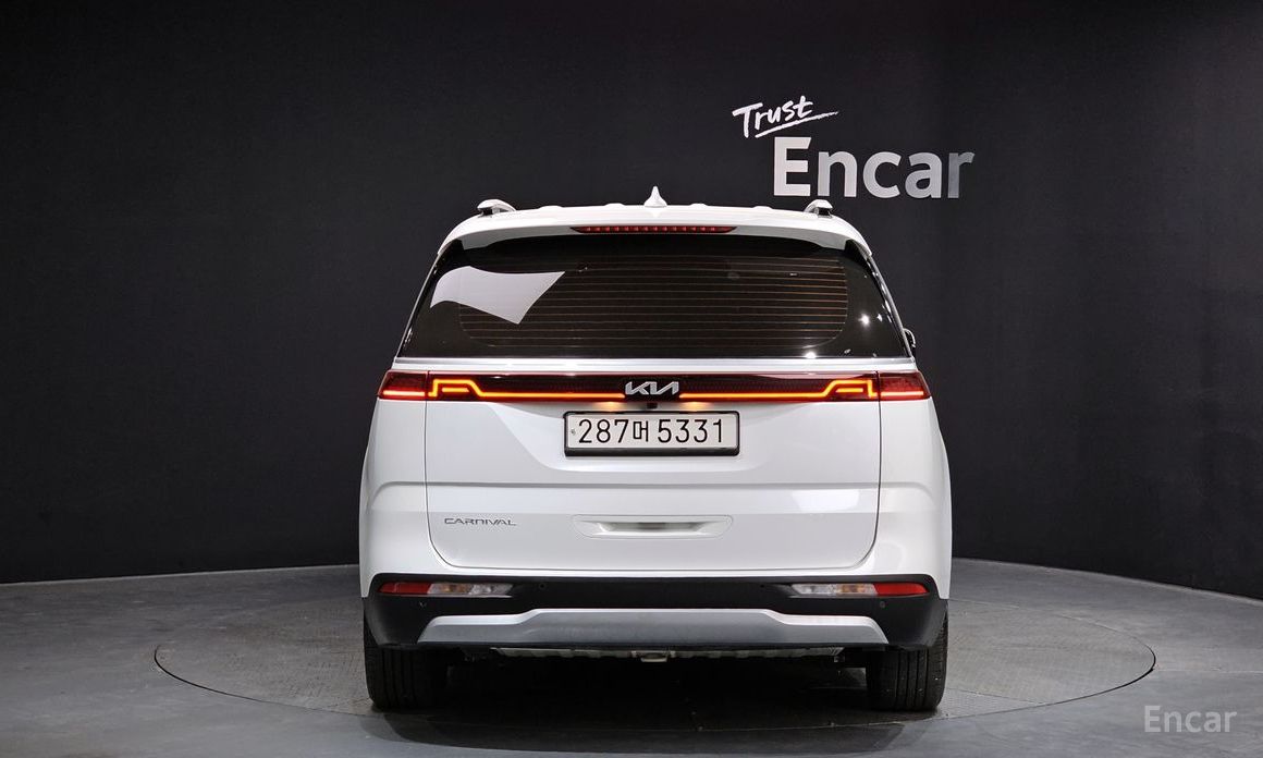  Kia Canival