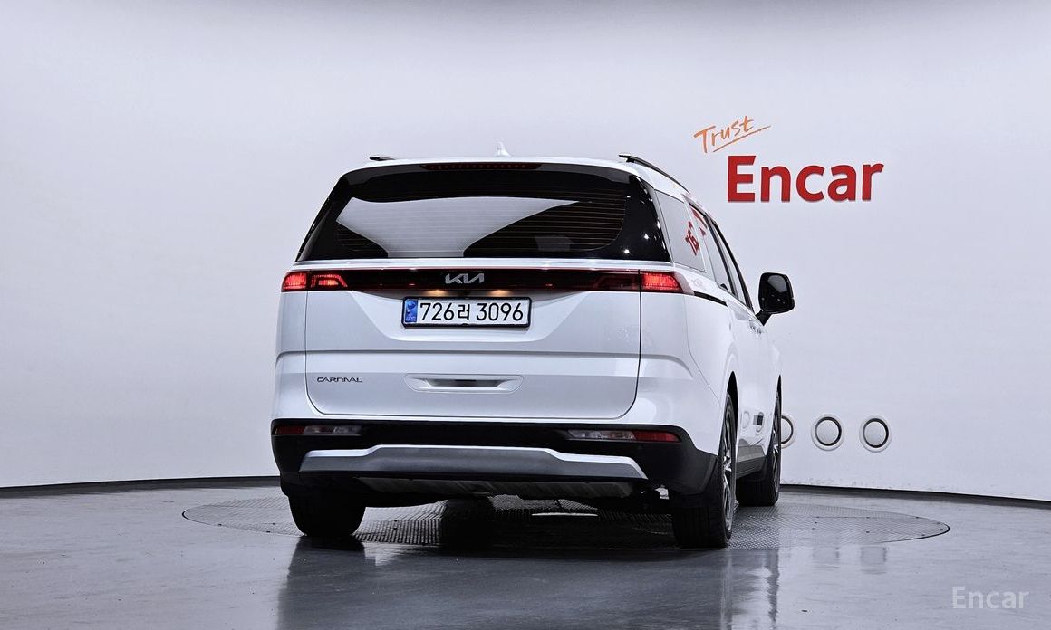  Kia Canival