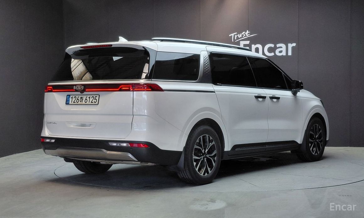  Kia Canival