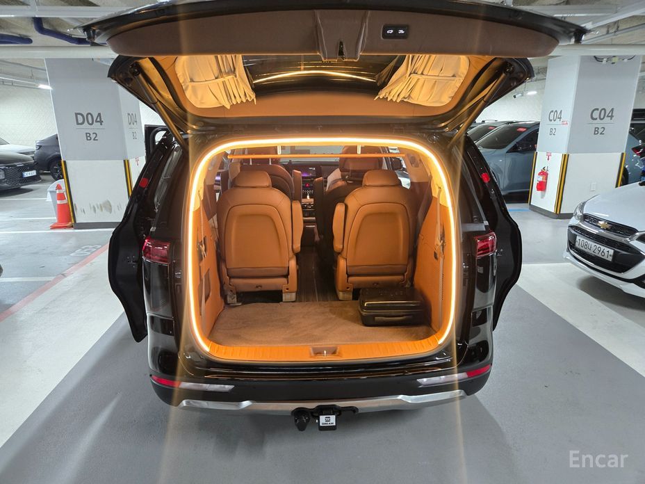  Kia Canival