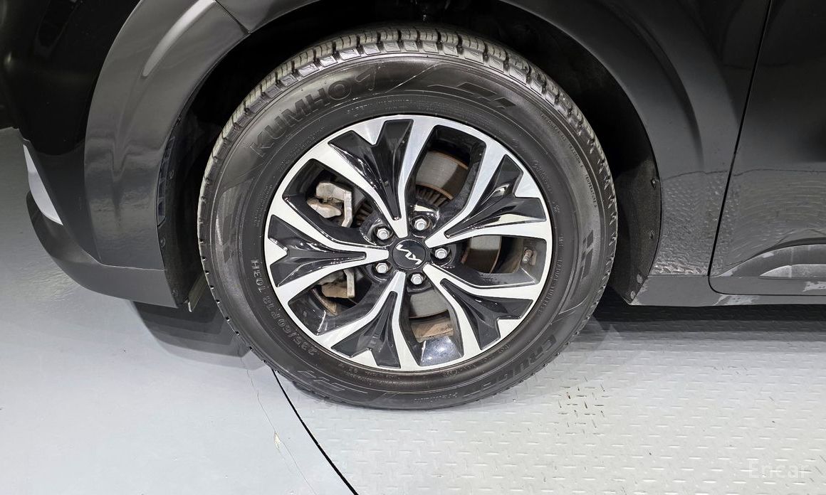  Kia Canival