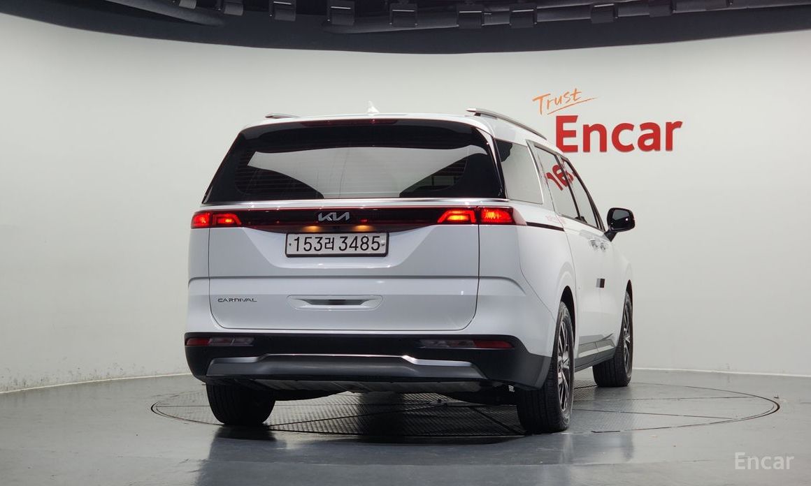  Kia Canival
