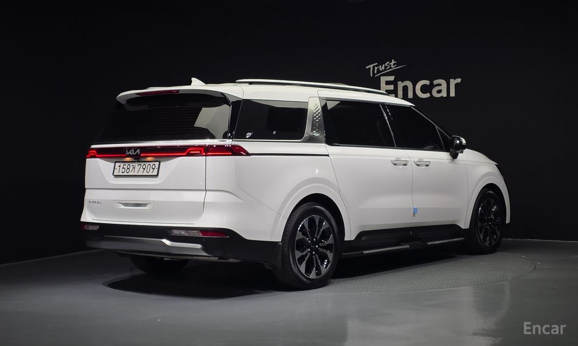  Kia Canival