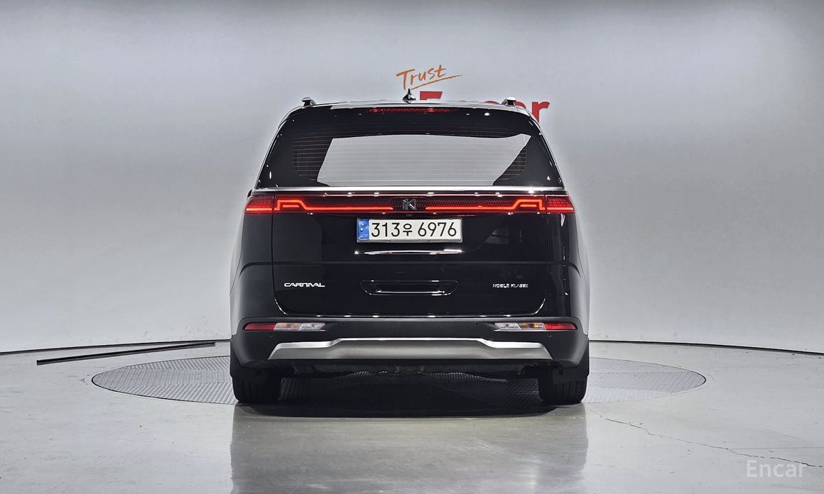  Kia Canival