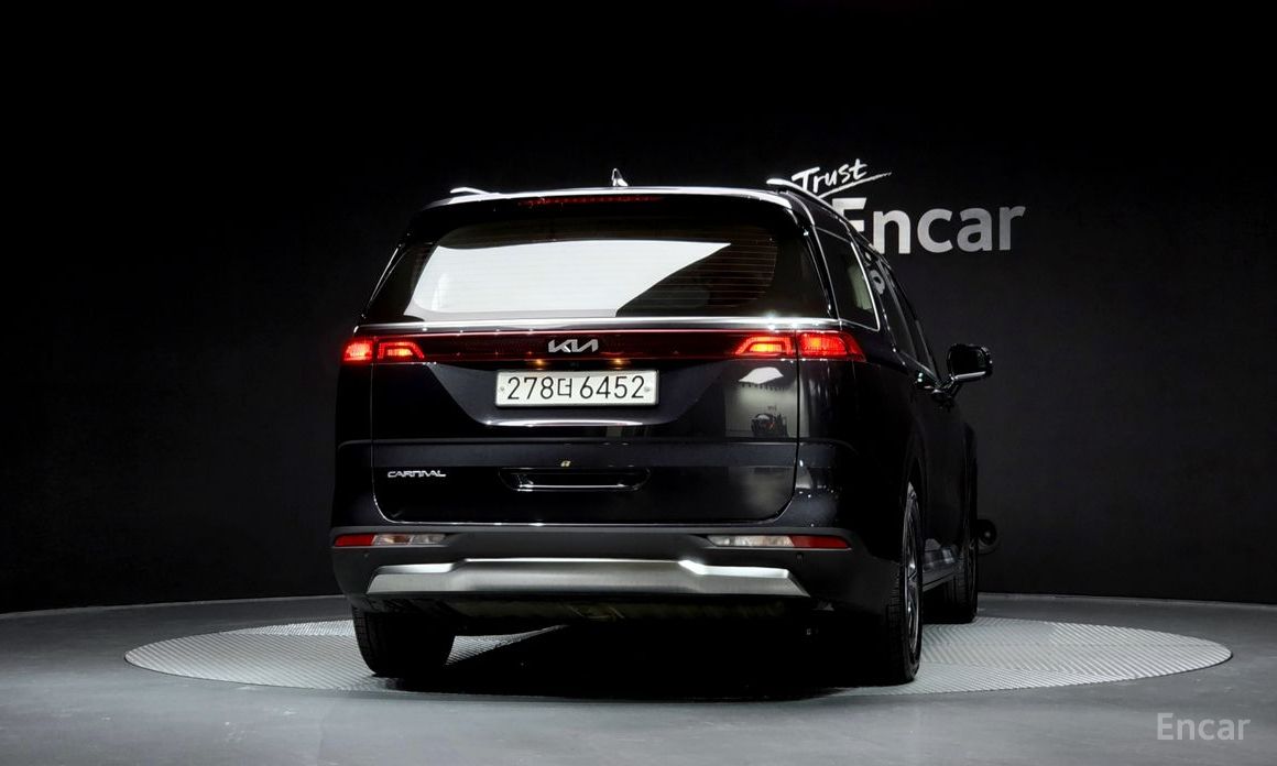  Kia Canival