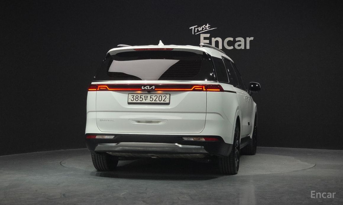  Kia Canival