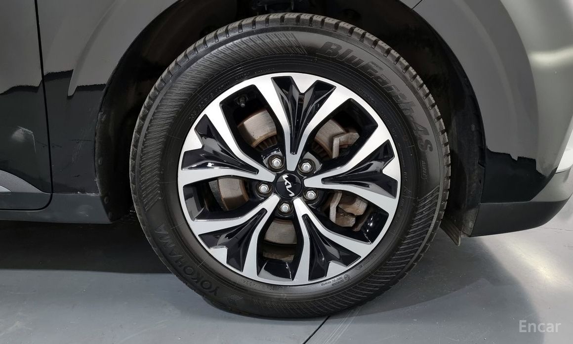  Kia Canival