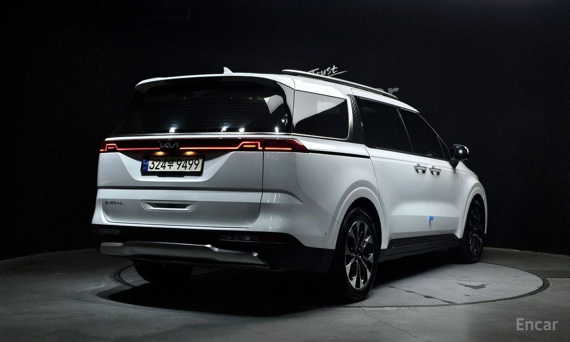  Kia Canival
