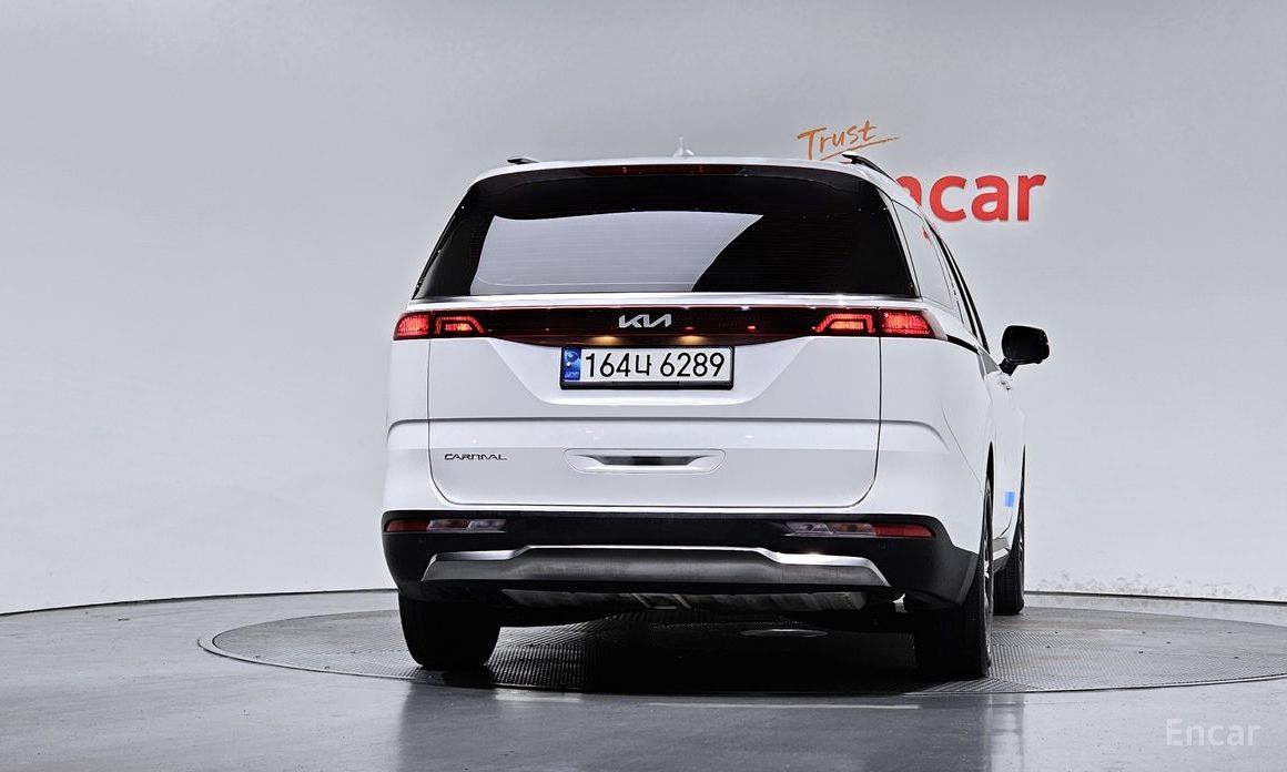  Kia Canival
