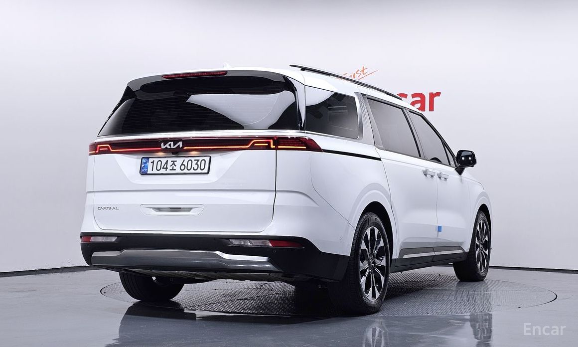  Kia Canival