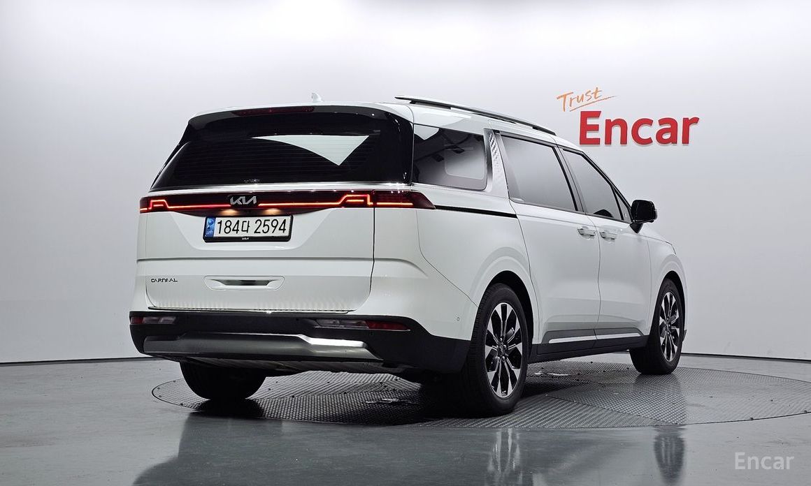  Kia Canival