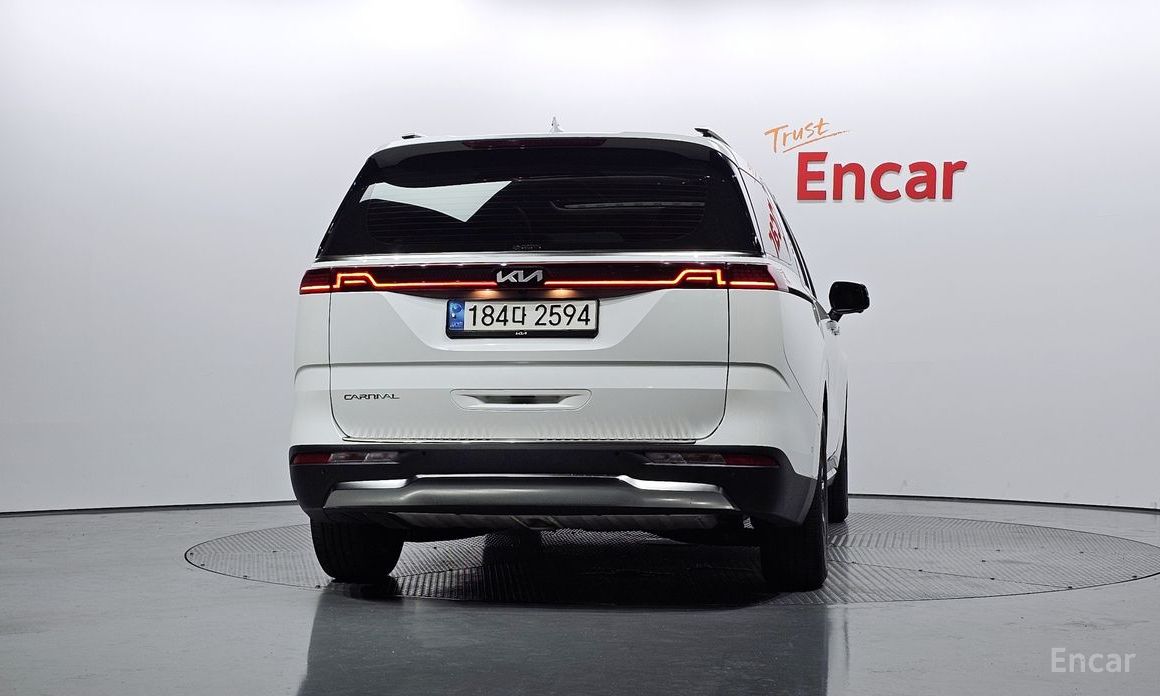  Kia Canival