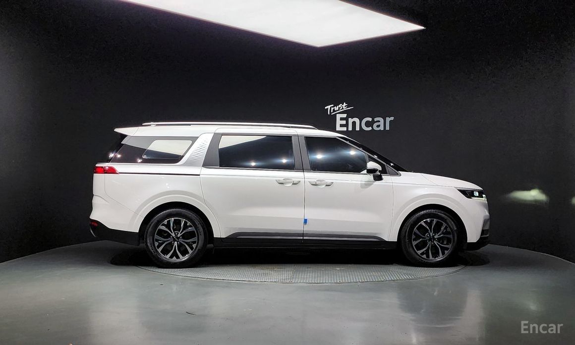  Kia Canival