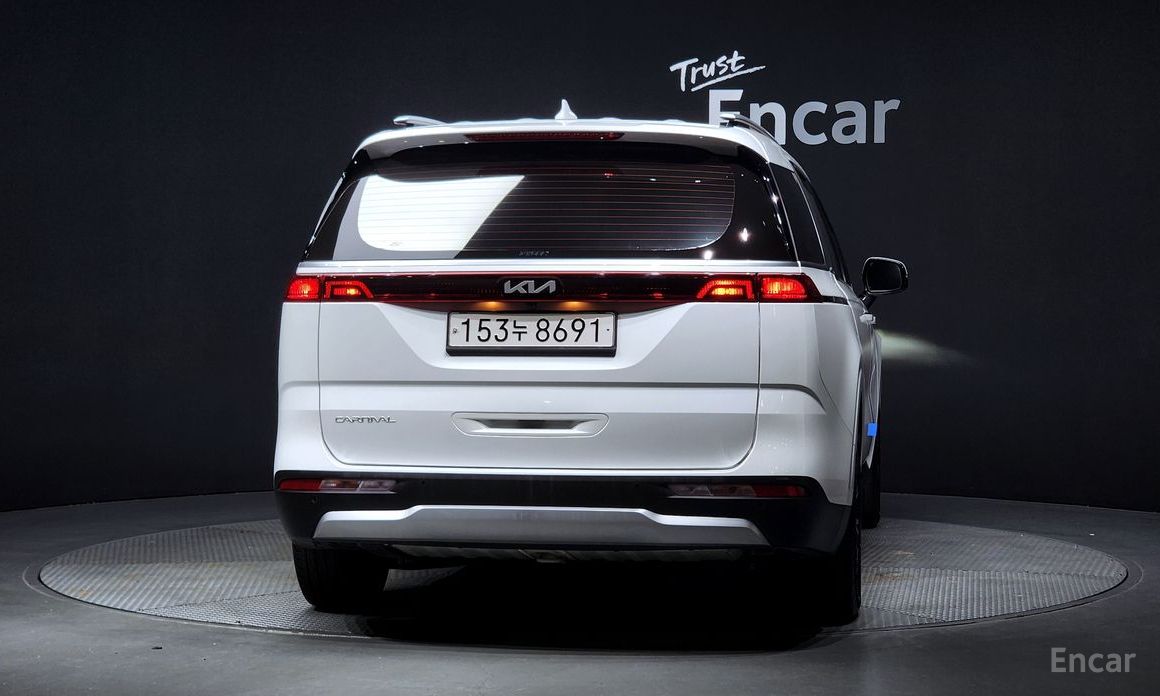  Kia Canival