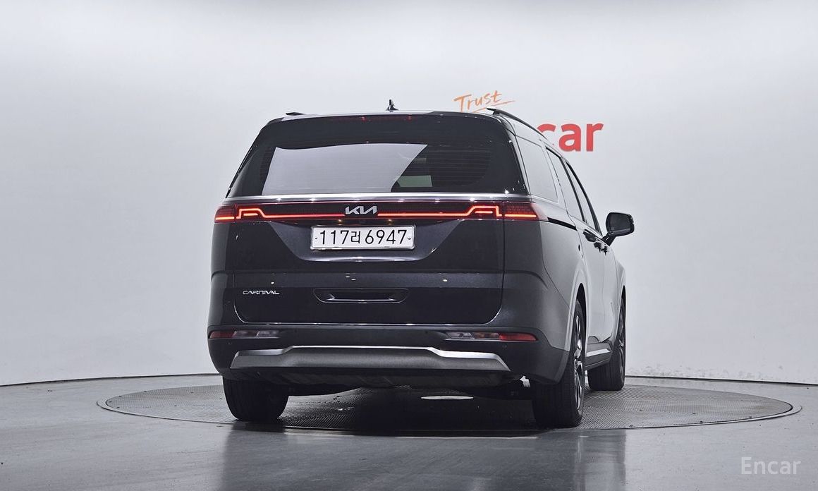  Kia Canival
