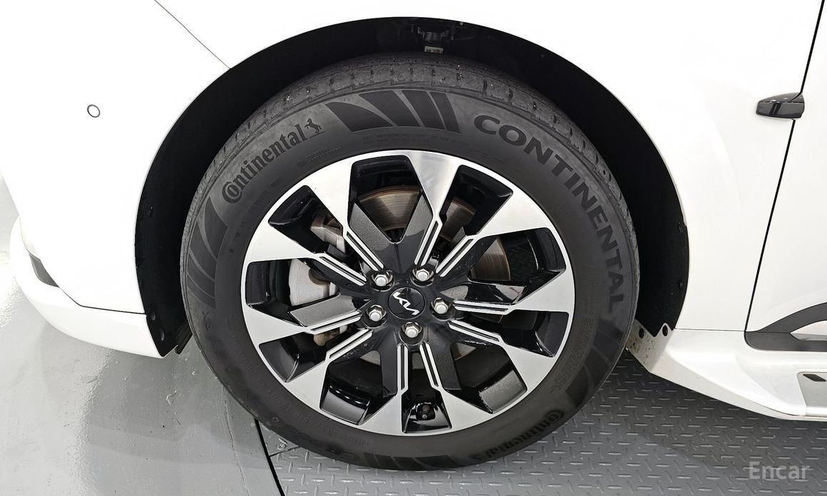  Kia Canival