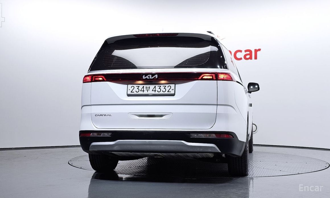  Kia Canival