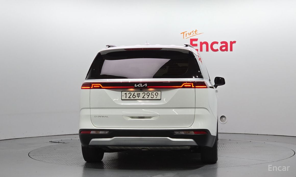  Kia Canival