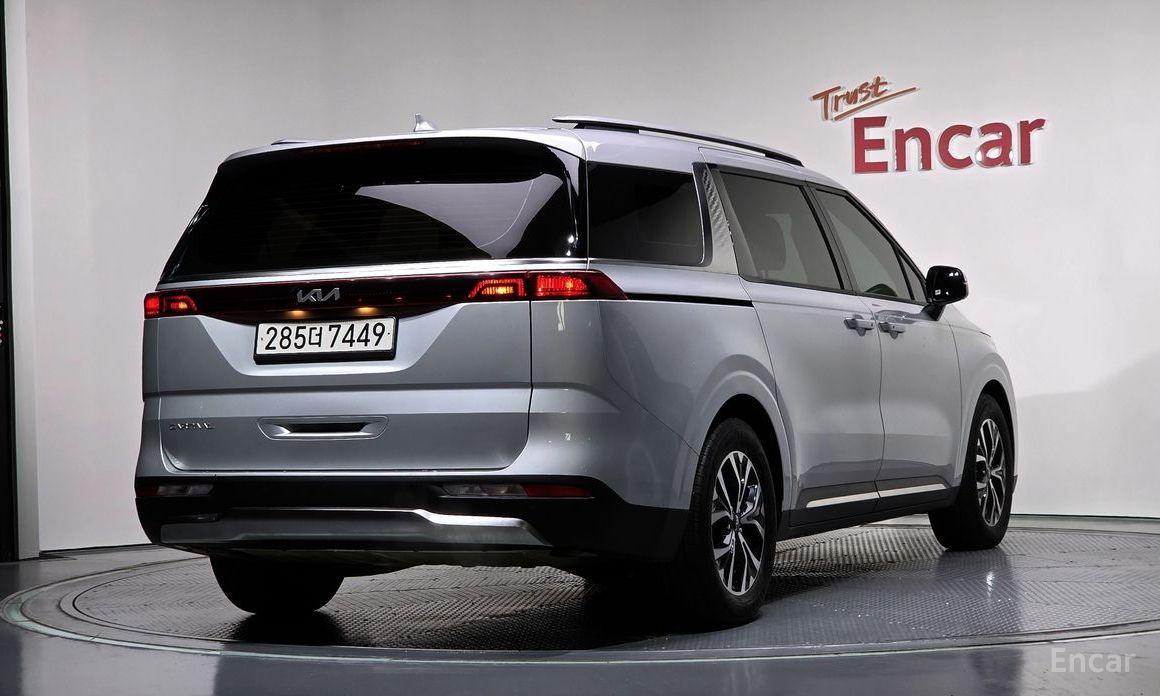  Kia Canival