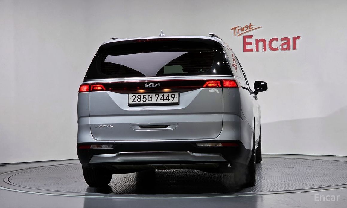  Kia Canival