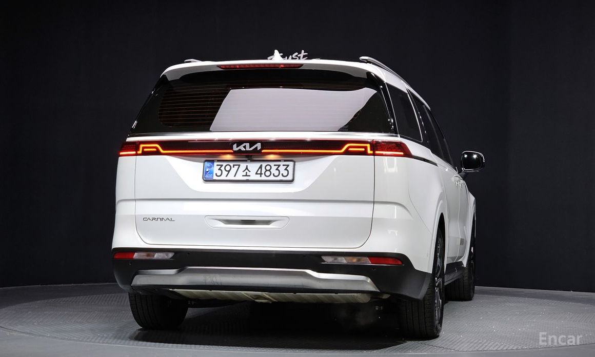  Kia Canival