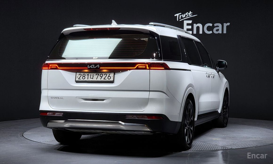  Kia Canival
