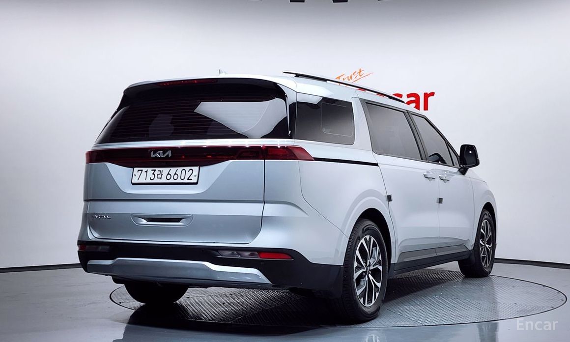  Kia Canival