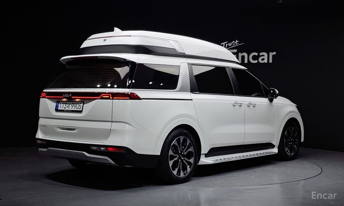  Kia Canival