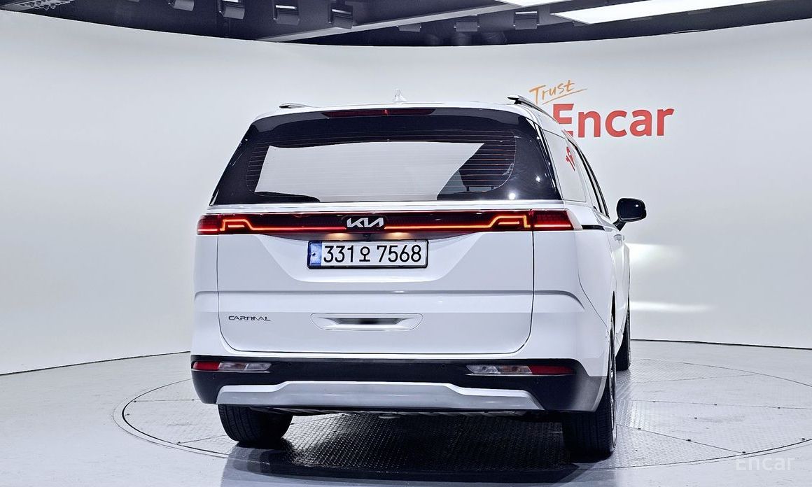  Kia Canival