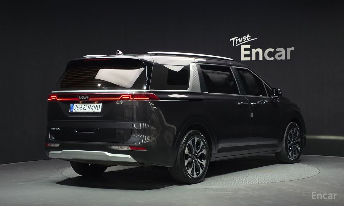  Kia Canival