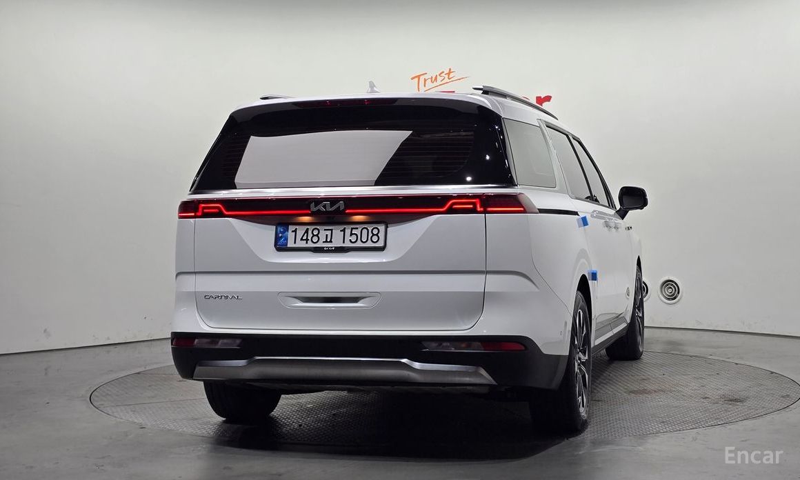  Kia Canival