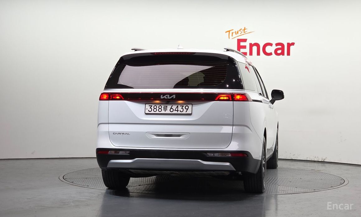  Kia Canival