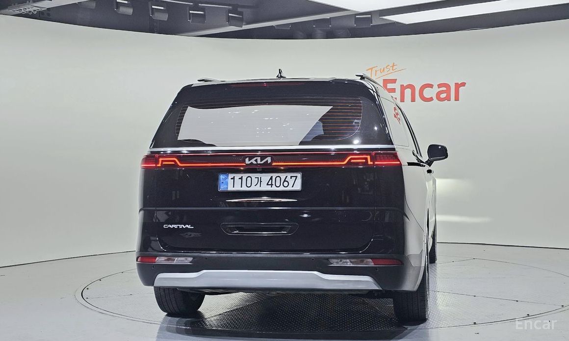  Kia Canival